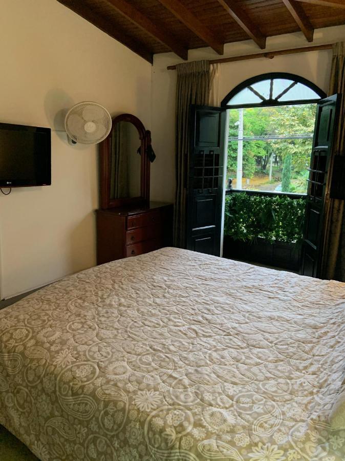 Casa Rosales Hotell Medellín Eksteriør bilde